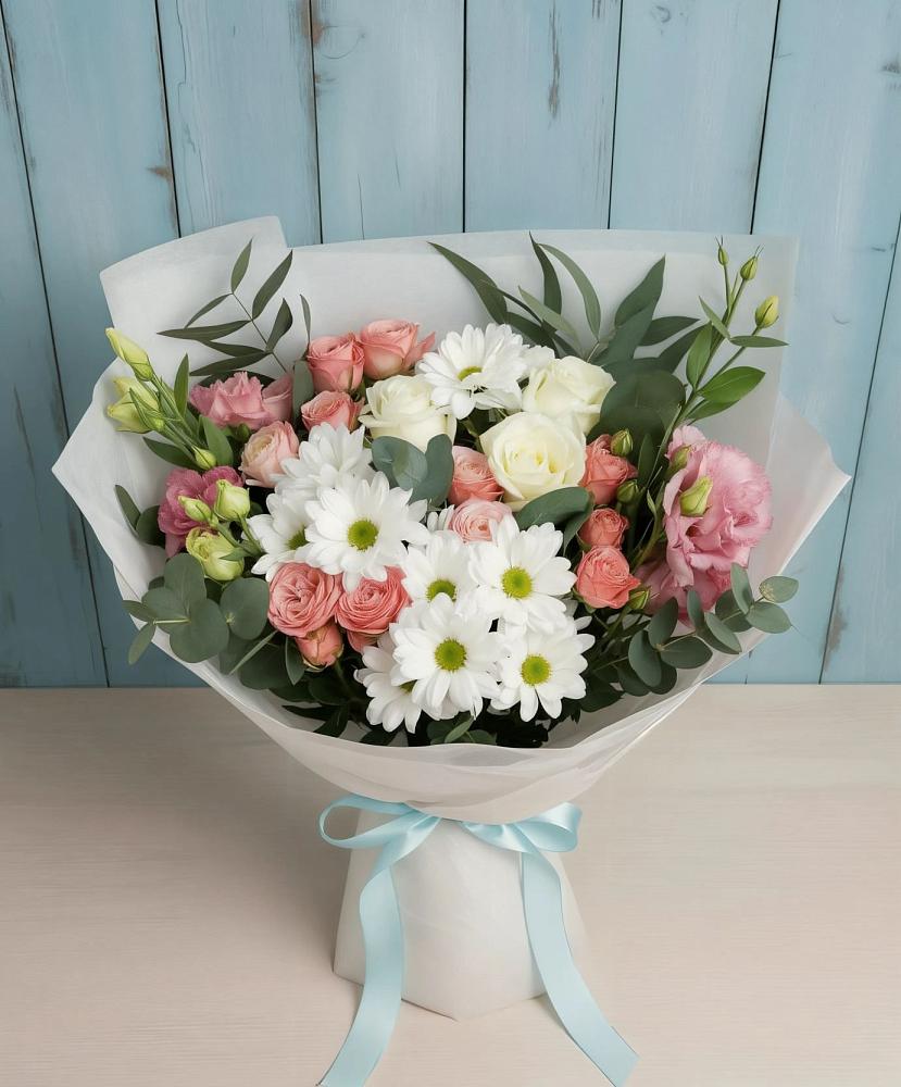 Букет цветов из: Розы, Лизиантусы и Хризантемы в Аверьяновке