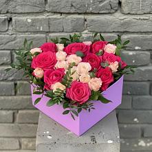 Цветочная композиция из Розы в коробке в Аверьяновке
