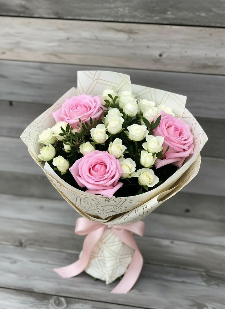 Букет цветов из: Розы в Аверьяновке