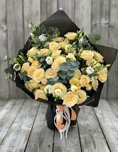 Букет цветов из:  Розы и Лизиантусы #REPLACE_PRED# Аверьяновке