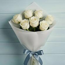 Букет 7 Белых роз Эдлесс Лав в Аверьяновке