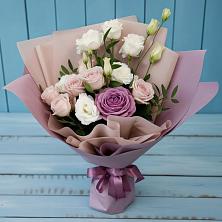 Букет цветов из:  Розы и Лизиантусы в Аверьяновке
