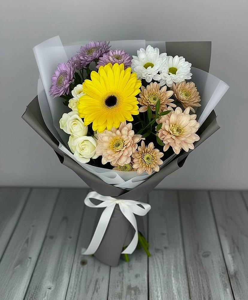 Букет цветов из: Розы, Герберы и Хризантемы в Аверьяновке