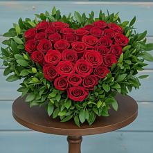 Цветочная композиция из Розы в виде сердца #REPLACE_PRED# Аверьяновке