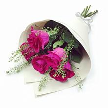 Букет цветов из:  Розы в Аверьяновке