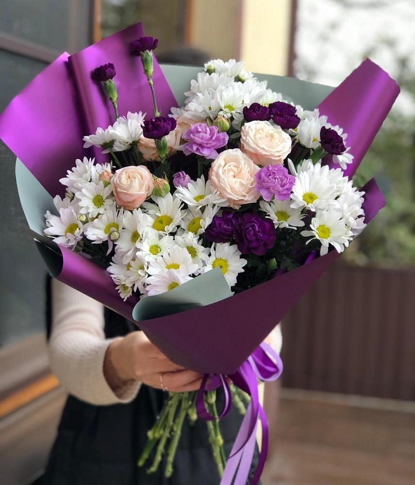 Букет цветов из: Хризантемы, Гвоздики и Розы в Аверьяновке