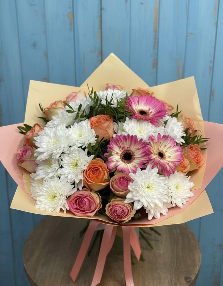 Букет цветов из: Розы, Герберы и Хризантемы в Аверьяновке