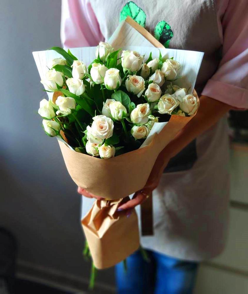Букет цветов из: Розы в Аверьяновке