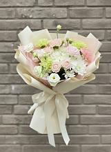 Букет цветов из:  Гвоздики, Розы, Лизиантусы и Хризантемы в Аверьяновке