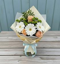 Букет цветов из:  Герберы, Розы и Хризантемы в Аверьяновке